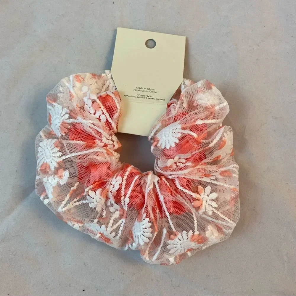 Tucker + Tate Hair Tie Coral Sugar Daisy Floral Scrunchie Casual Flower Girl